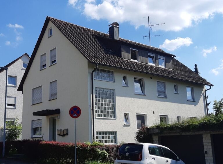 Dreifamilienhaus mit Werkstatt