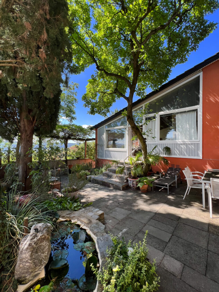 Villa mit Blick über die Stadt