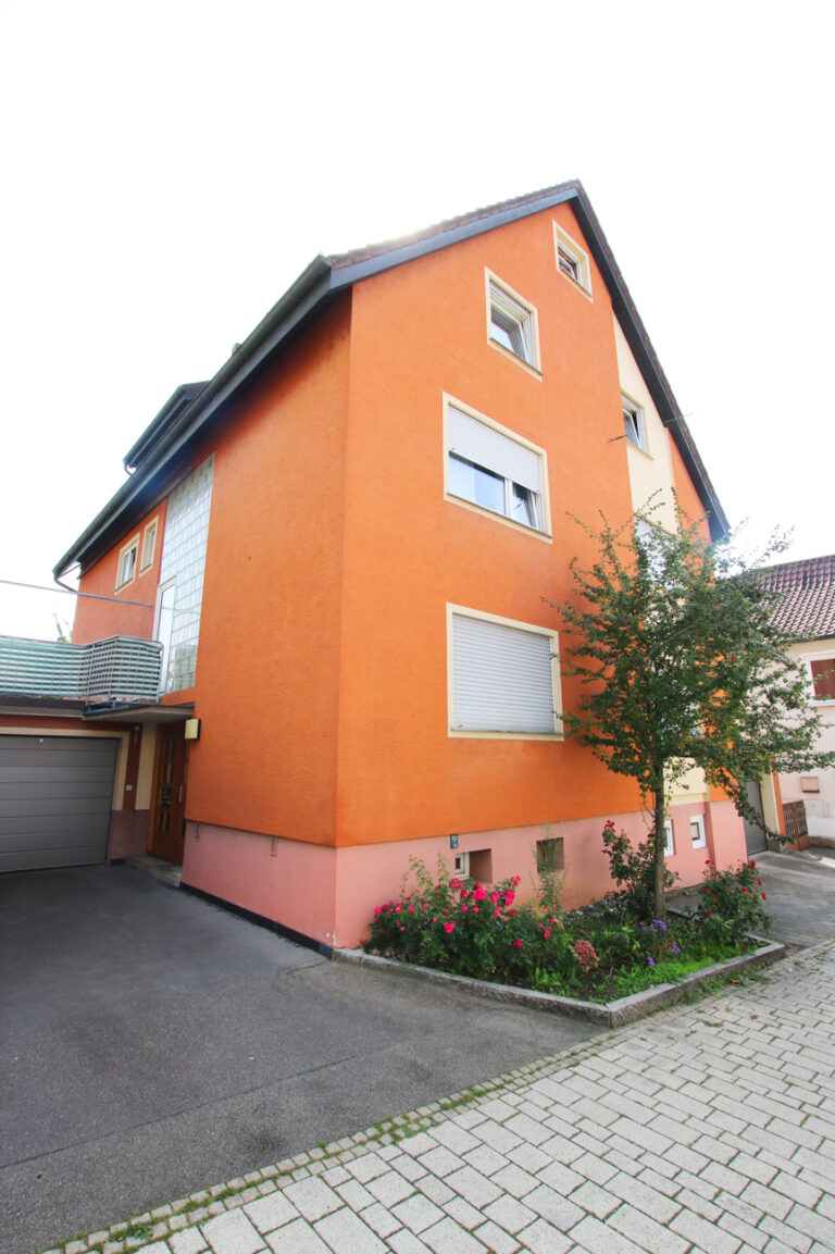 Charmantes 3-Familienhaus in ruhiger Stadtlage