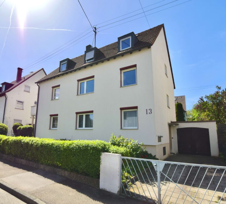 Schönes Dreifamilienhaus