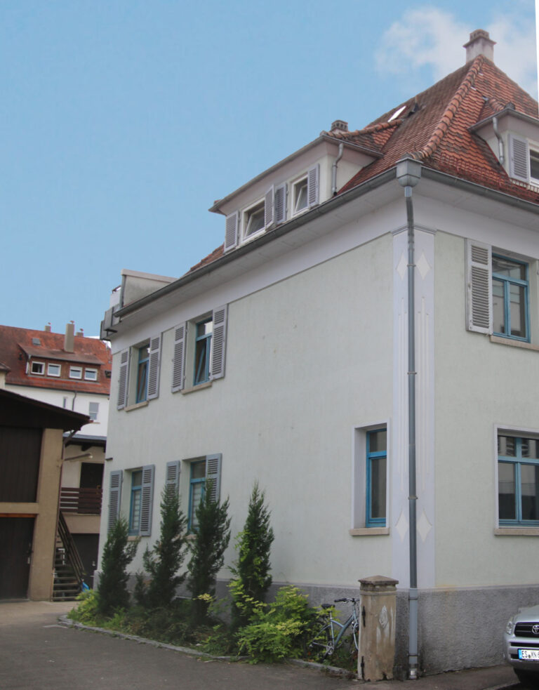 Gute Esslinger Stadtlage, 3 Familienhaus+Büro+Werkstatt // Kapitalanlage
