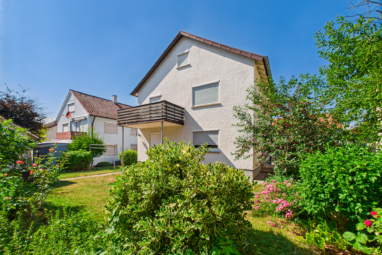 Schönes 2-Fam.-Haus mit ausgebautem DG in Deizisau in ruhiger Lage und tollem Garten