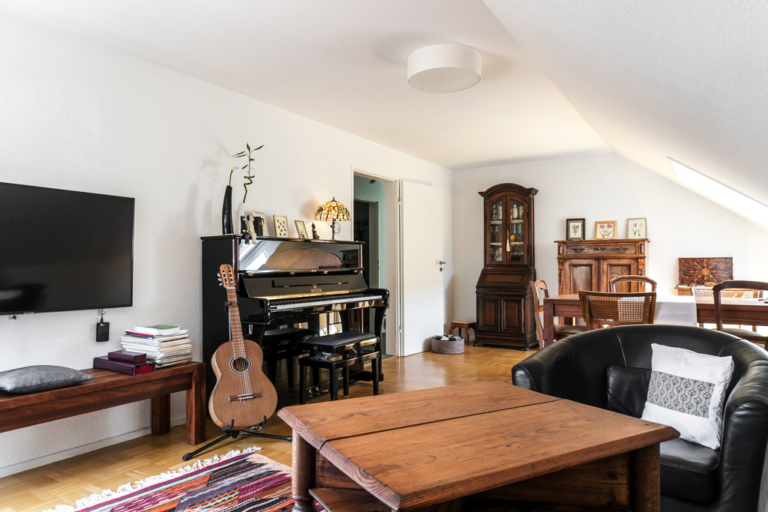 Schöner Wohn-/ Essbereich