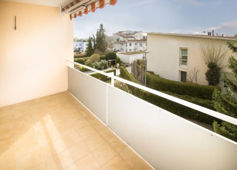 3,5 Zimmer Wohnung mit zwei Balkonen