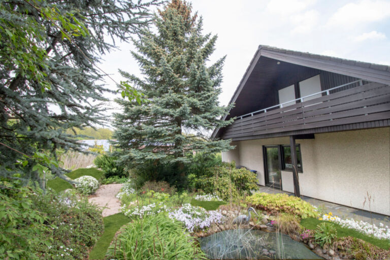 Freistehendes Haus in ruhiger, sonniger Naturlage