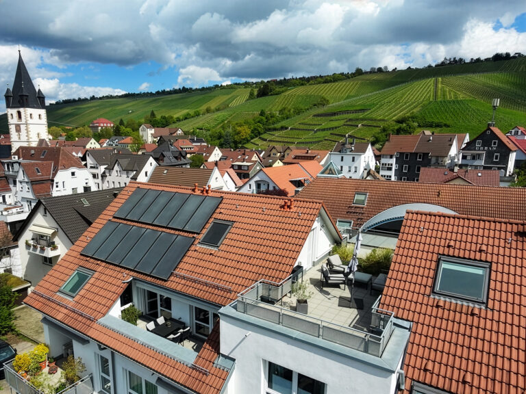 Moderner Wohn(t)raum auf 2 Ebenen mit exklusiven, uneinsehbaren Dachterrassen & Aufzug