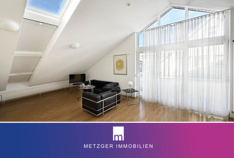Charmante 2 Zimmer-DG-Wohnung mit Balkon und schönem Ausblick
