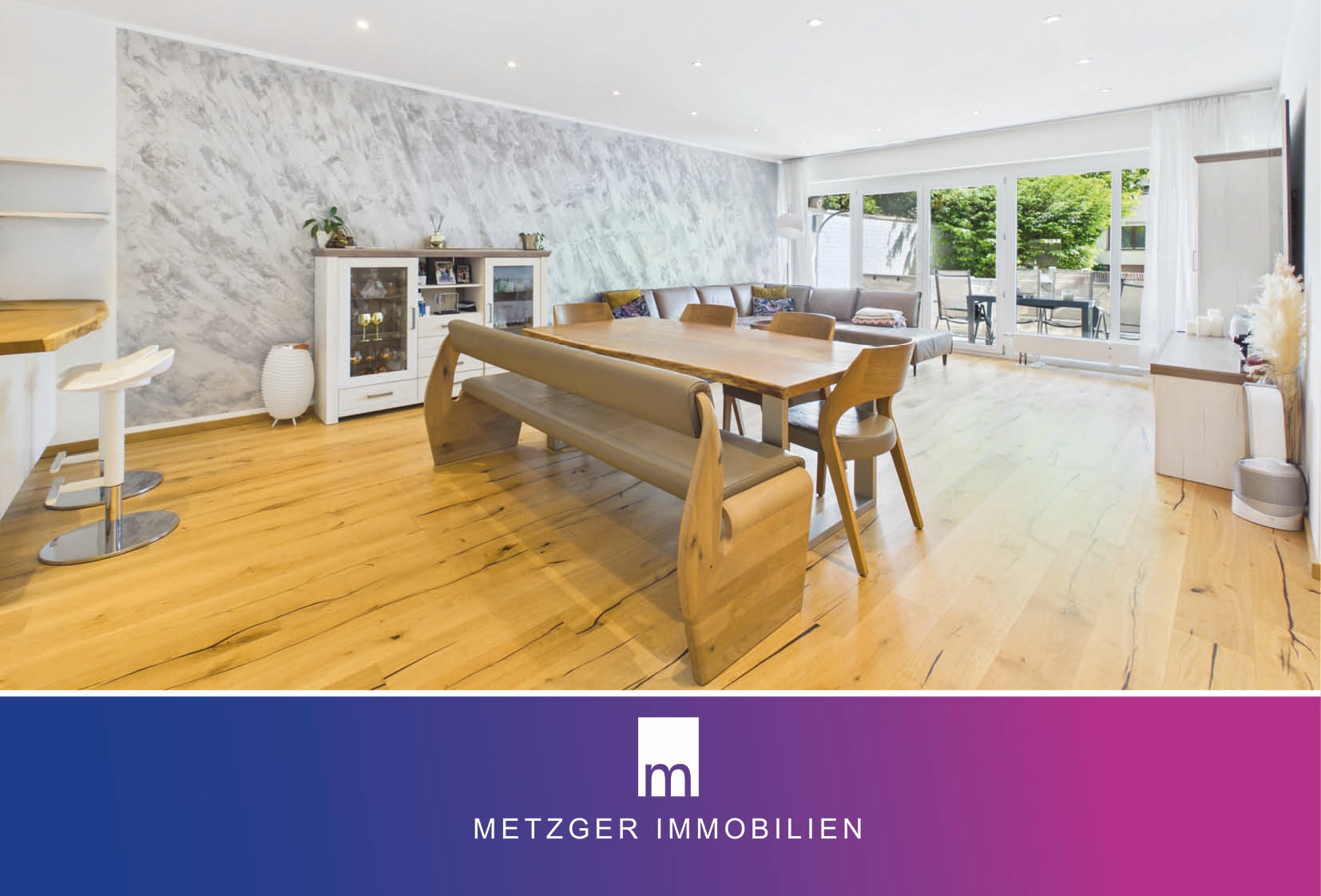 Neuwertige 4-Zi.-Whg mit Balkon