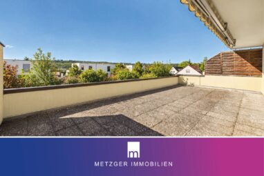 Renovierte 3- Zi. Wohnung mit großer Süd-Terrasse und Stellplatz in Esslingen