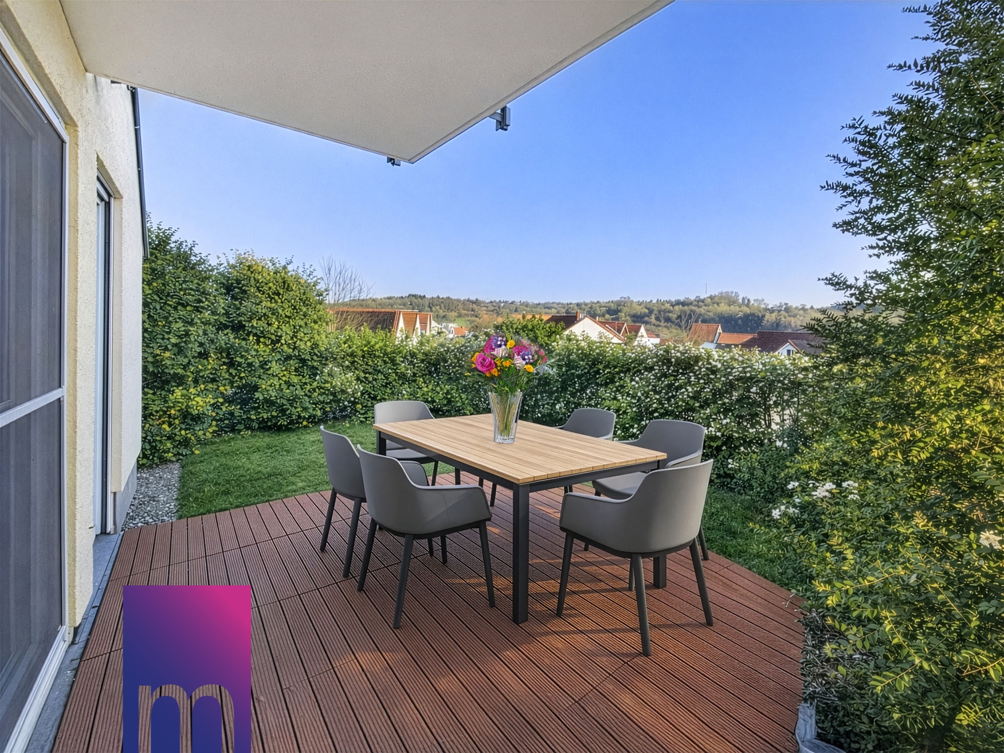 Teilüberdachte Terrasse