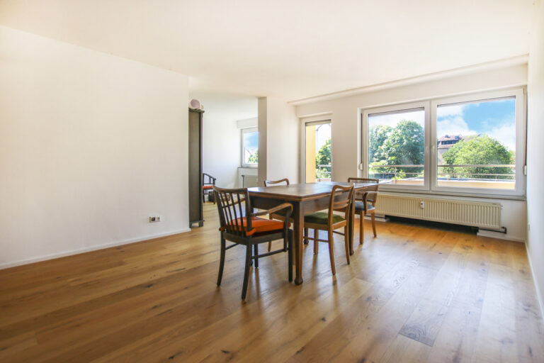 Schicke 2,5 Zimmer Wohnung in Altbach