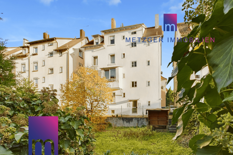 Malerisches MFH mit großem Garten, in Innenstadtnähe von Esslingen: Ein Traum für Kapitalanleger