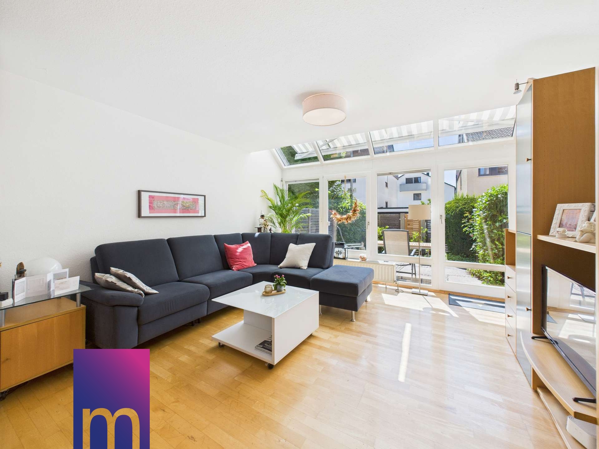 Wohnbereich + Terrassenzugang