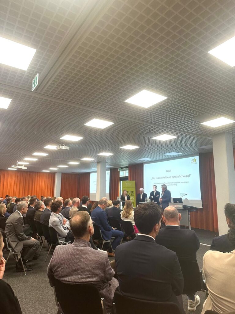 Große Sitzung im Hörsaal
